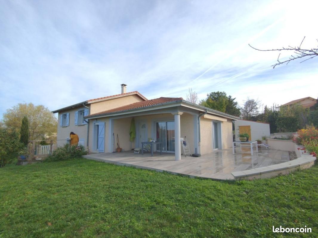Maison 4 pièces 113 m² · à Assieu · 113 m² · 339 000 €