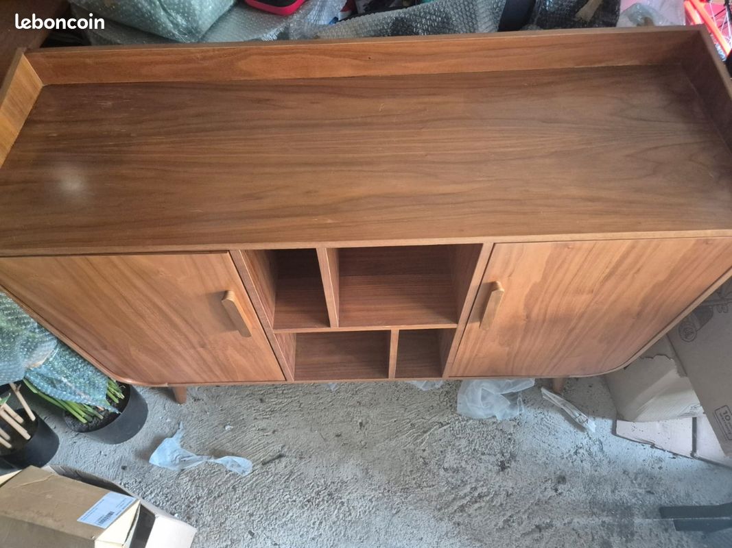 Petit buffet en bois massif (image 4)