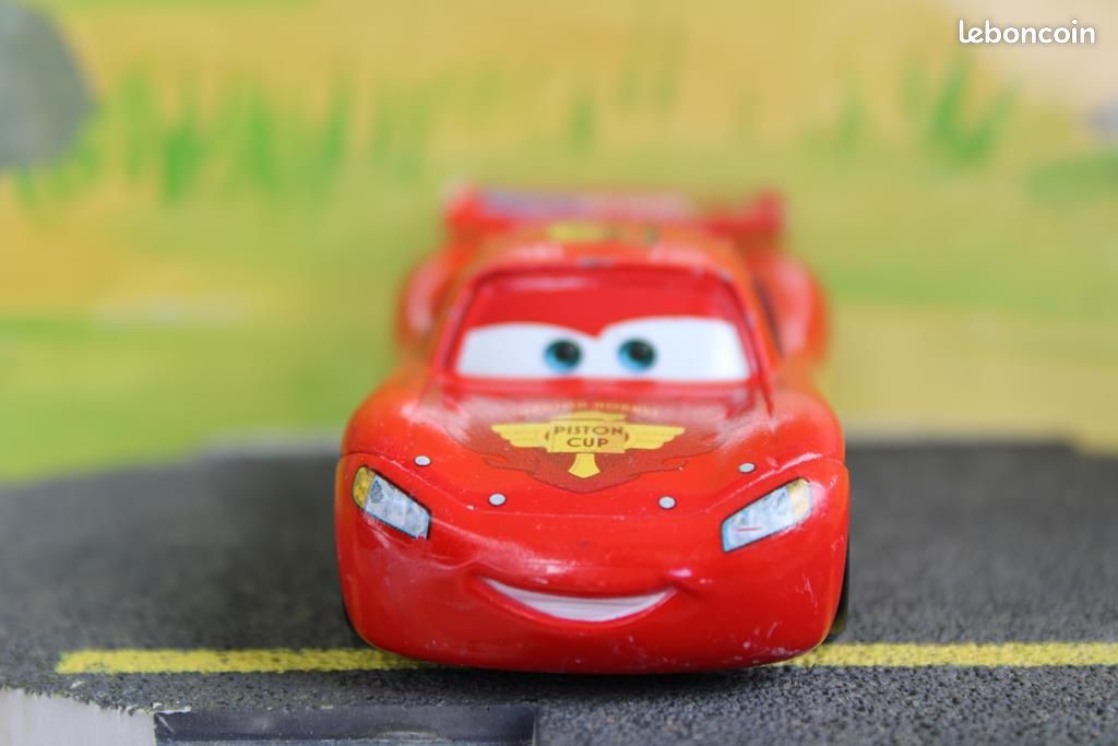 Disney Pixar cars flash Mc Queen world grand prix - Jeux & Jouets