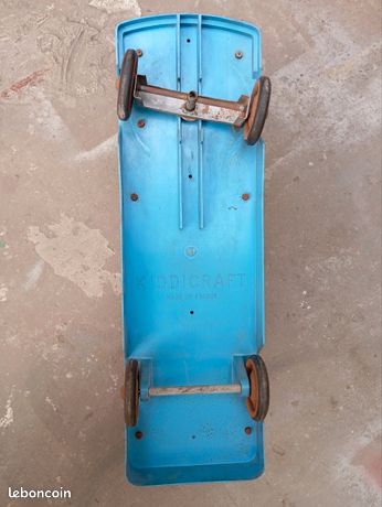 Vilac Porteurs, Bascules et Trotteurs - Camion porteur pompier