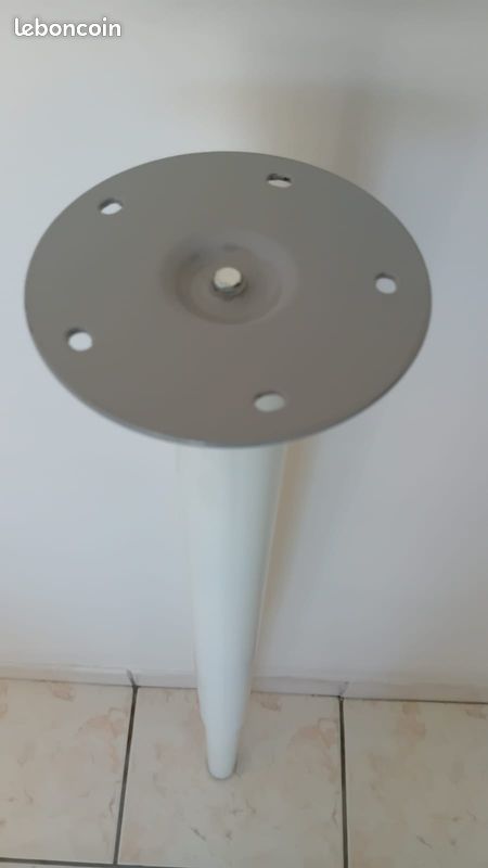 Pied réglable (image 5)