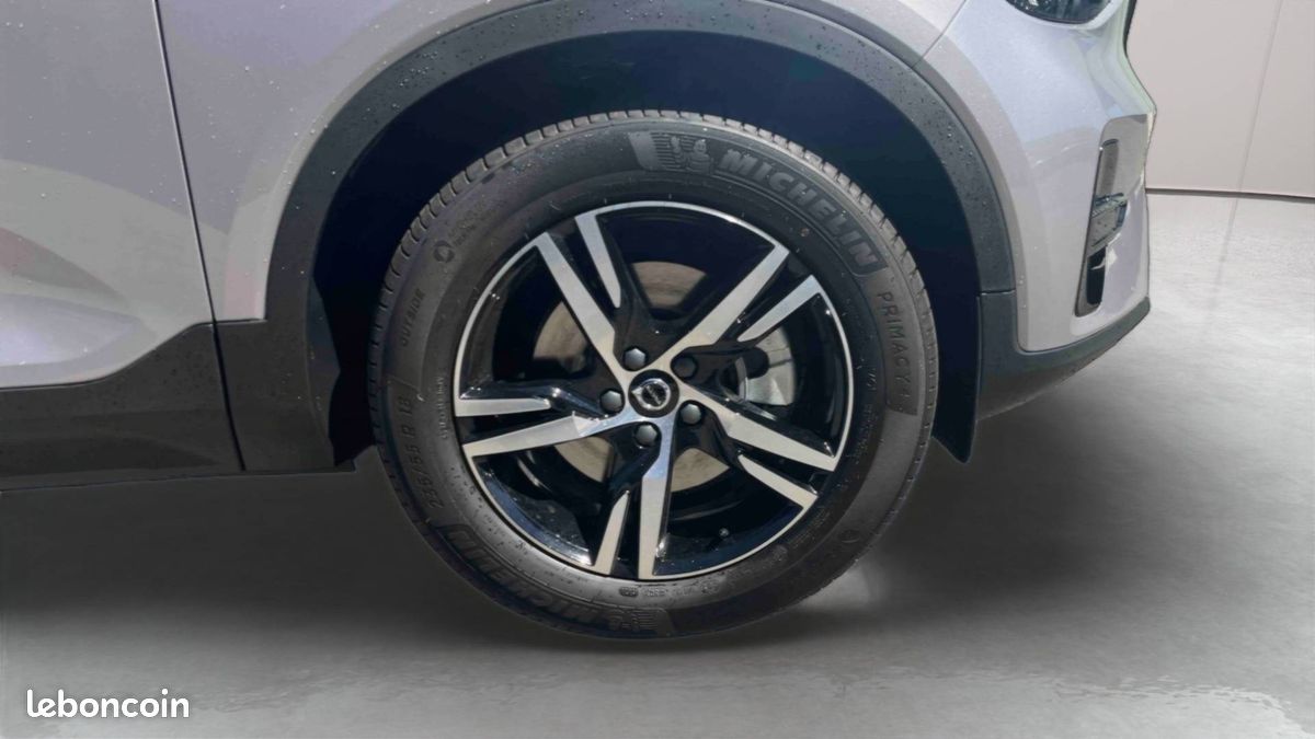 VOLVO XC40 B3 163 ch DCT7 Plus (image 14)