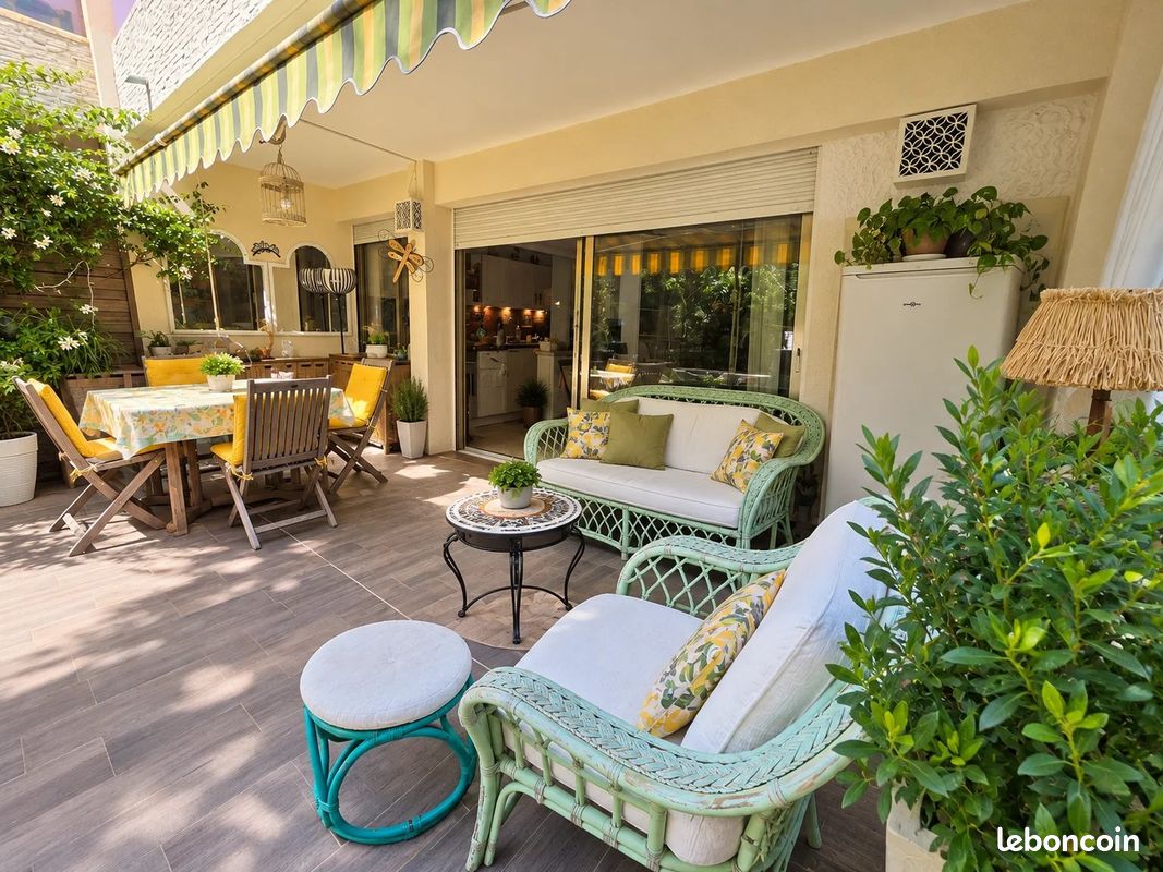 Appartement 2 pièces 51 m² · à Mandelieu-la-Napoule · 51 m² · 180 000 €