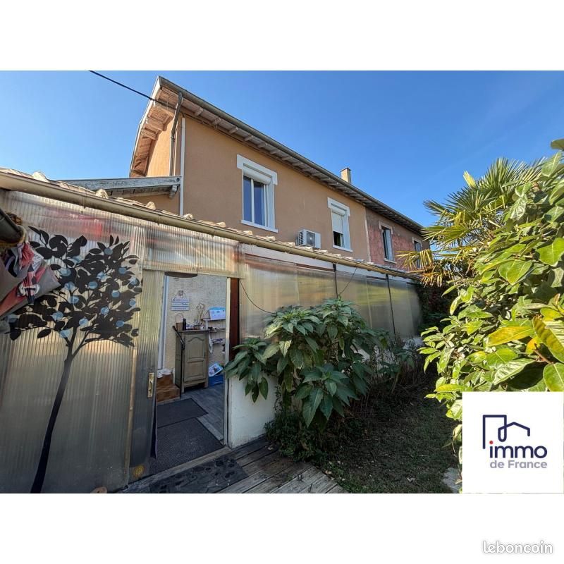 Maison 4 pièces 90 m² · à Roussillon · 90 m² · 157 000 €
