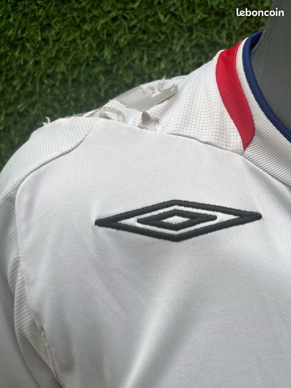 Maillot de foot vintage Olympique Lyonnais 2007-2008