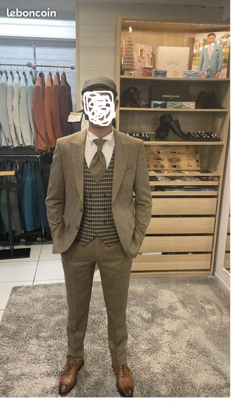 Costume mariage complet – 2 gilets + accessoires – état neuf (image 1)