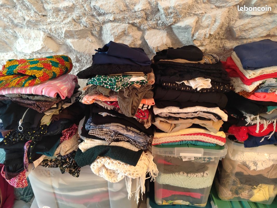 Lot revendeur 50 Vêtements Femme Printemps Été 34 36 38 40 Tbe