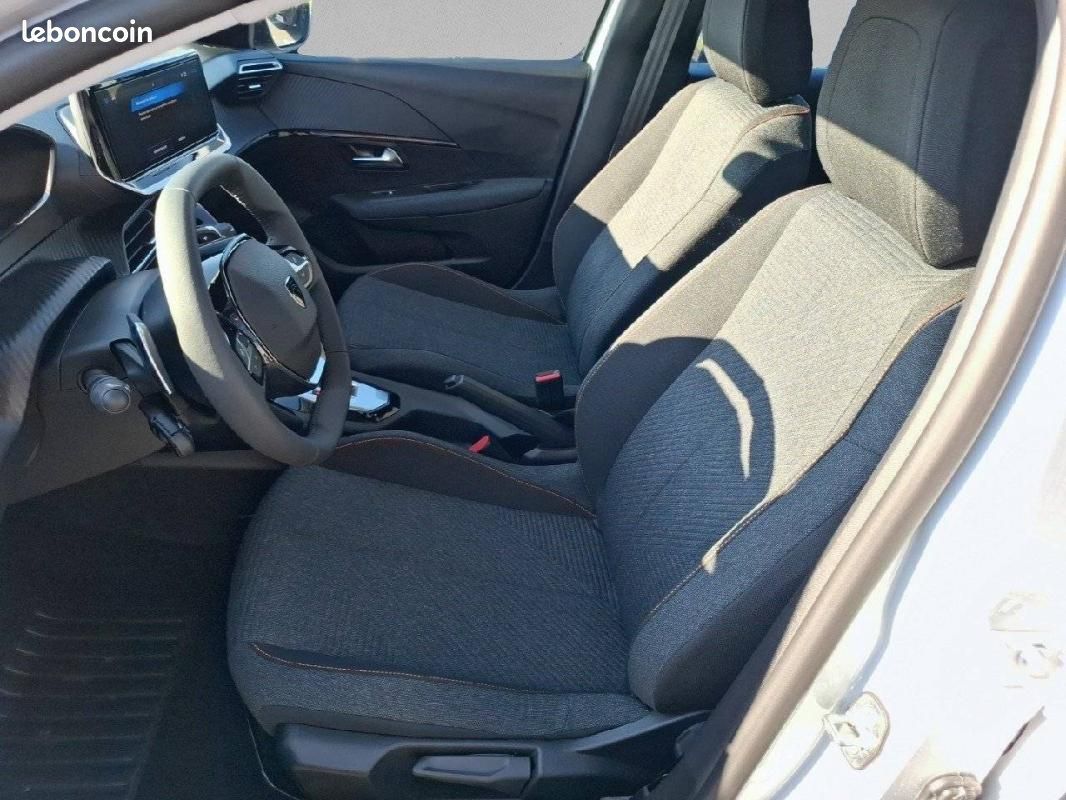 Peugeot 208 Hybrid 110 e-DCS6 - Style (image 11)