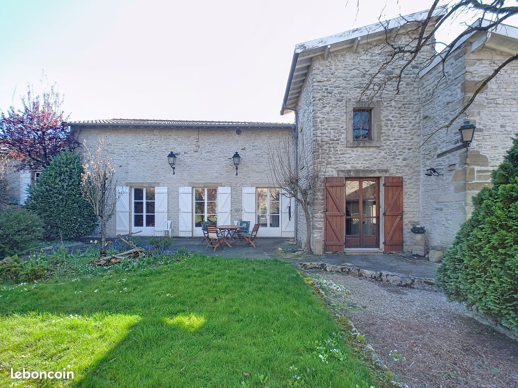 Maison 12 pièces 312 m² · à Bar-le-Duc · 312 m² · 272 000 €