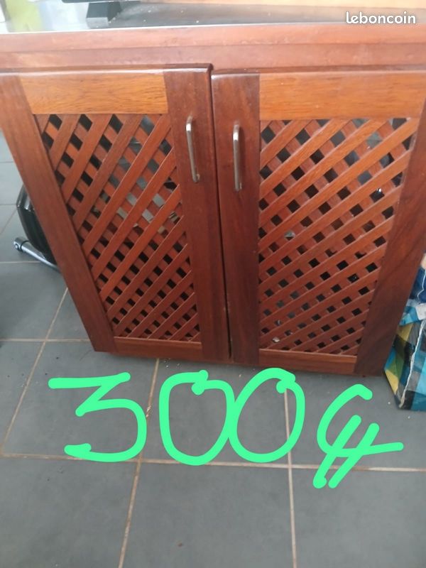 Je vends un ́lit, meuble, cocotte, armoir et autres (image 7)