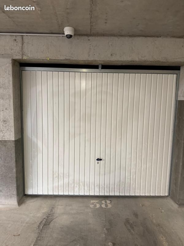 Parking 14 m² · à Gretz-Armainvilliers · 14 m² · 100 €/mois
