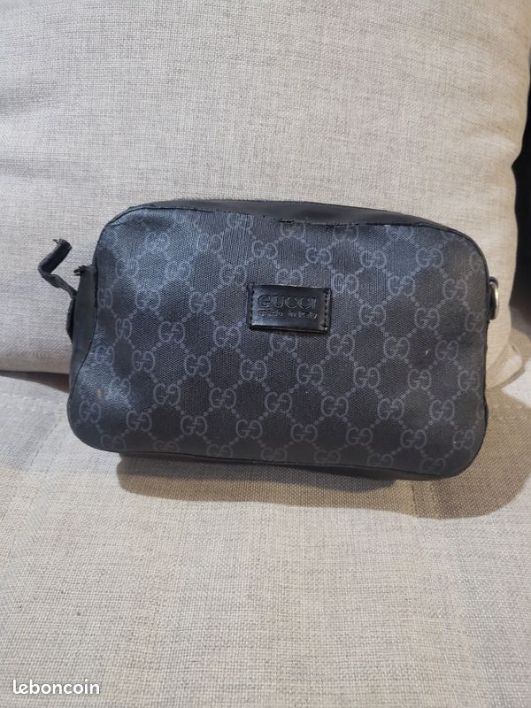 Pochette de marque (image 1)