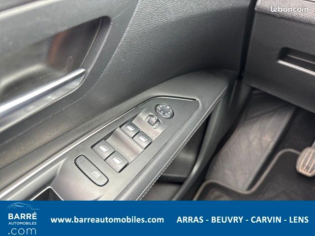 Peugeot 3008 BUSINESS BlueHDi 130ch S&S BVM6 Allure 5P (image 12)