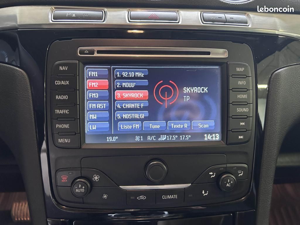 FORD GALAXY 2.0 TDCi 140ch BVA Powershift 7Pl TITANIUM (Kit distrib à jour + vidange de boite) (image 19)