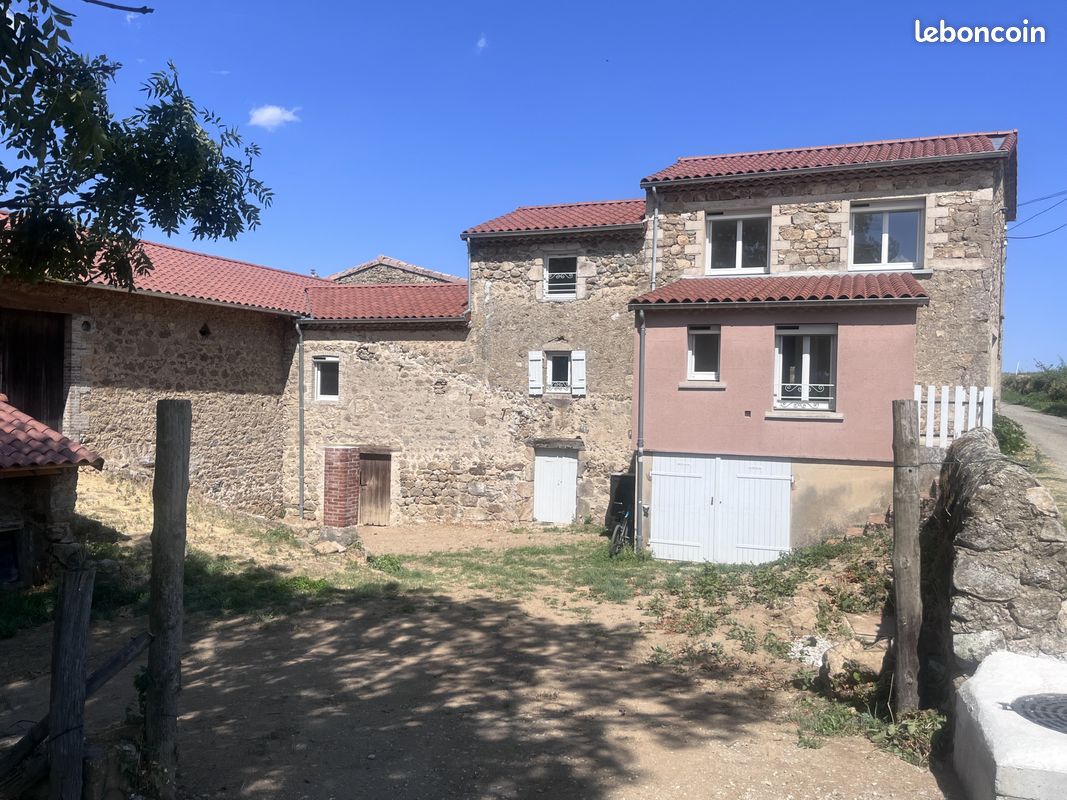 Maison 4 pièces 101 m² · à Eclassan · 101 m² · 930 €/mois
