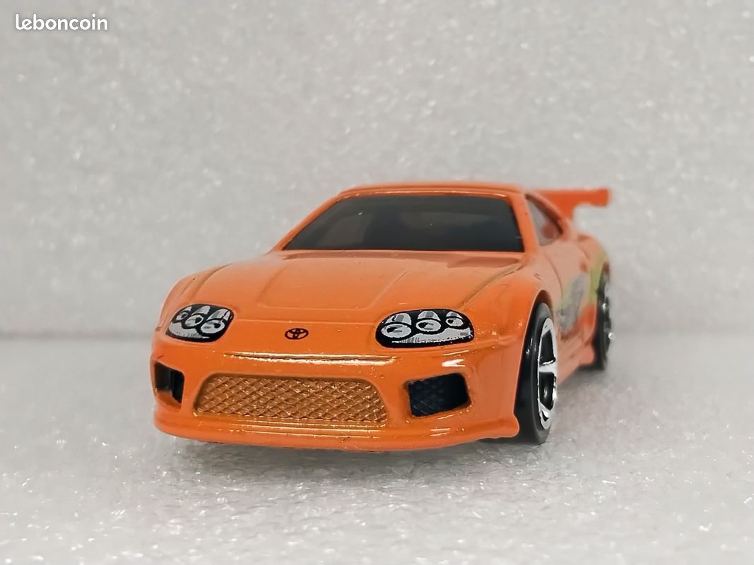 Hot Wheels - Toyota Supra - 1/64 (image 1)
