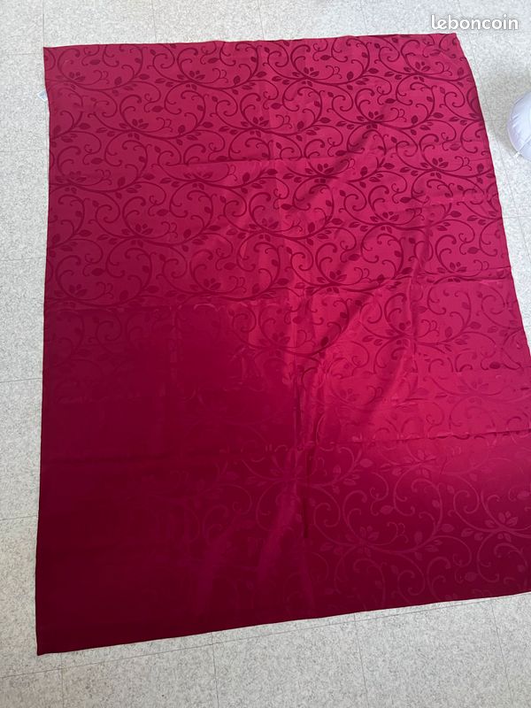 Nappe rectangulaire neuve (image 2)