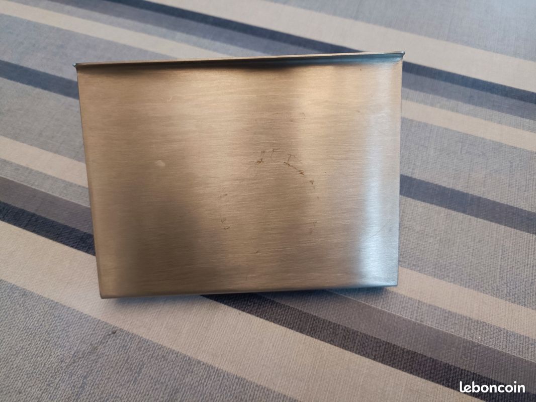 Distributeur de papier WC en inox (image 2)