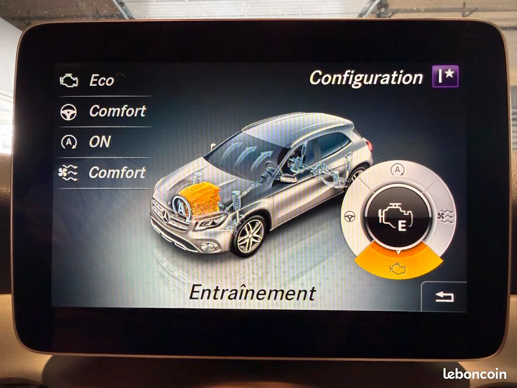 MERCEDES GLA 180 7-G DCT Fascination - Origine FRANCE - Suivi Complet (image 24)
