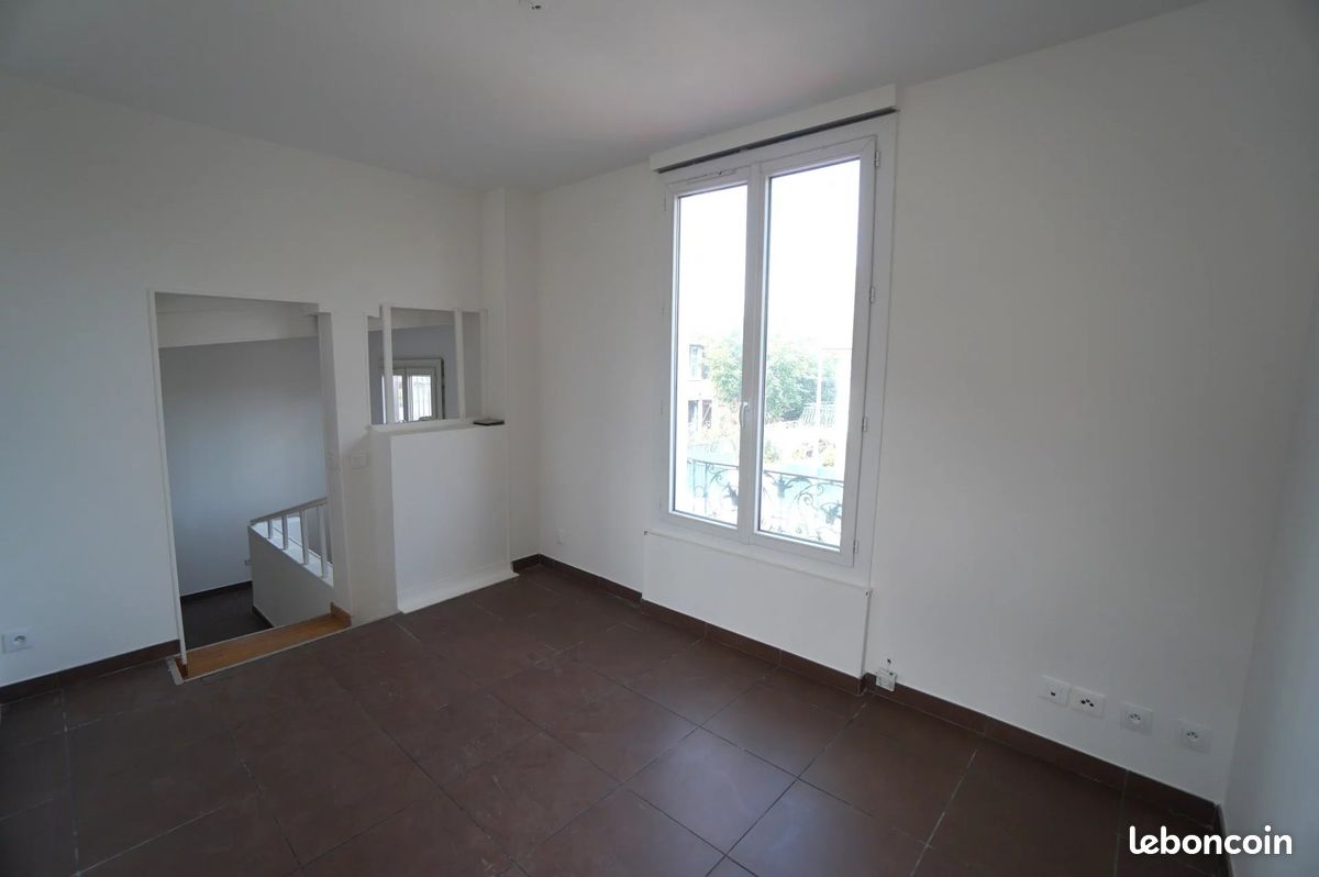 Immeuble 135 m² Aulnay-sous-Bois (image 12)