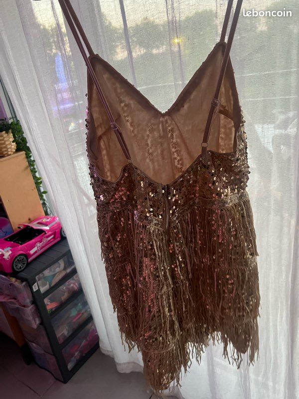 Robe Cabaret Doré (image 2)