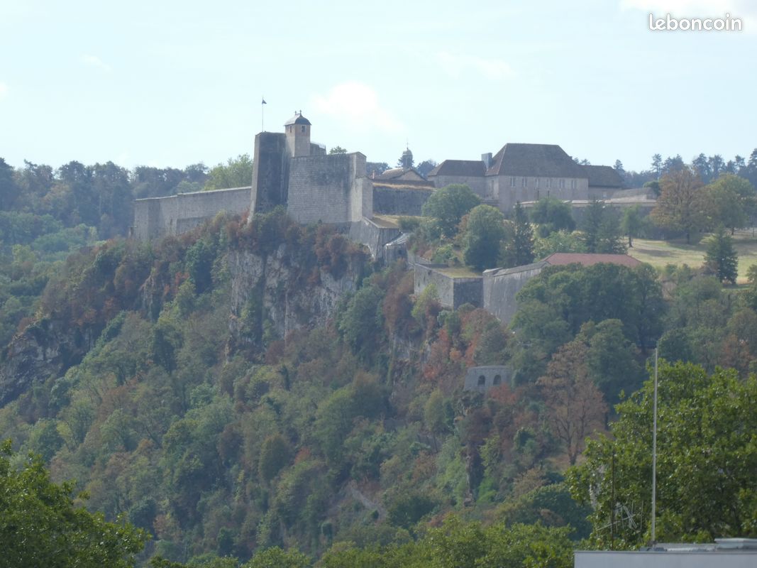 Appartement 5 pièces 101 m² · à Besançon · 100,8 m² · 375 000 €