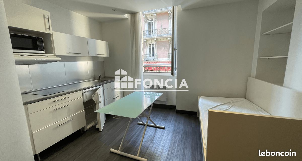 Appartement 1 pièce 15 m² · à Grenoble · 15 m² · 295 €/mois