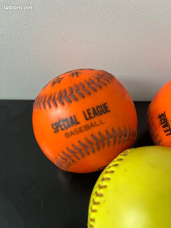 Ballon de baseball Wilson A1010 blanc rouge point cuir lycée