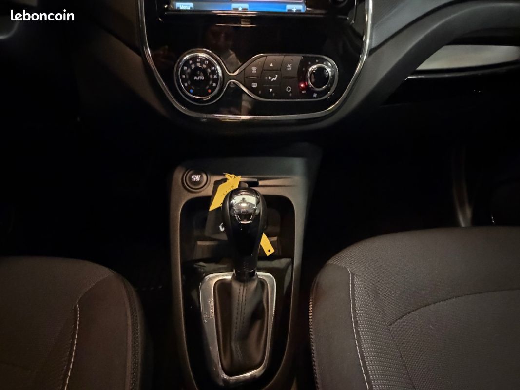 RENAULT CAPTUR TCe 120 Intens EDC (image 24)