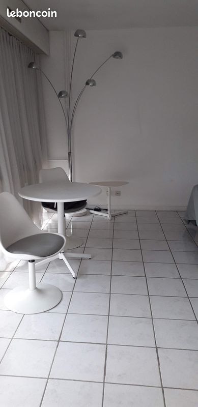 Appartement 1 pièce 28 m² · à Divonne-les-Bains · 28 m² · 950 €/mois