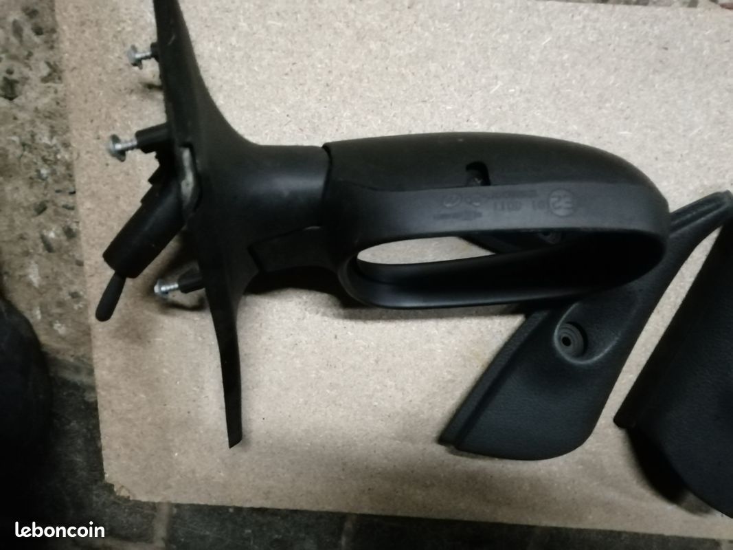 Rétroviseur Clio (image 3)
