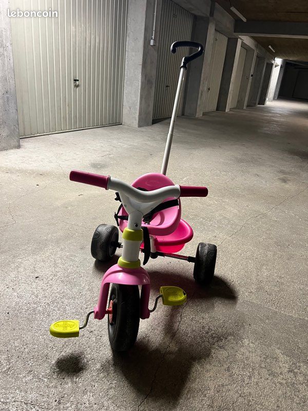Tricycle évolutif Smoby Velo Tricycle Evolutif Smoby Jouet Club