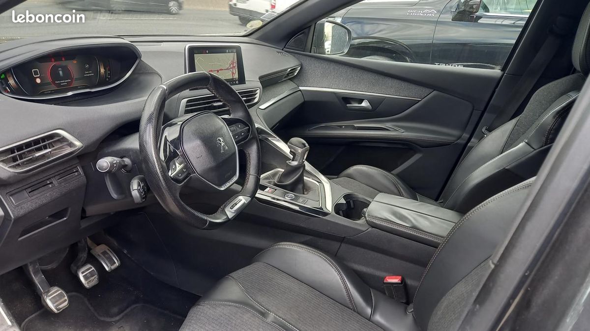 Peugeot 3008 II 2.0 BLUEHDI 150 S&S GT LINE (image 8)
