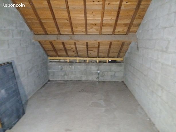 Loue box de 10m2