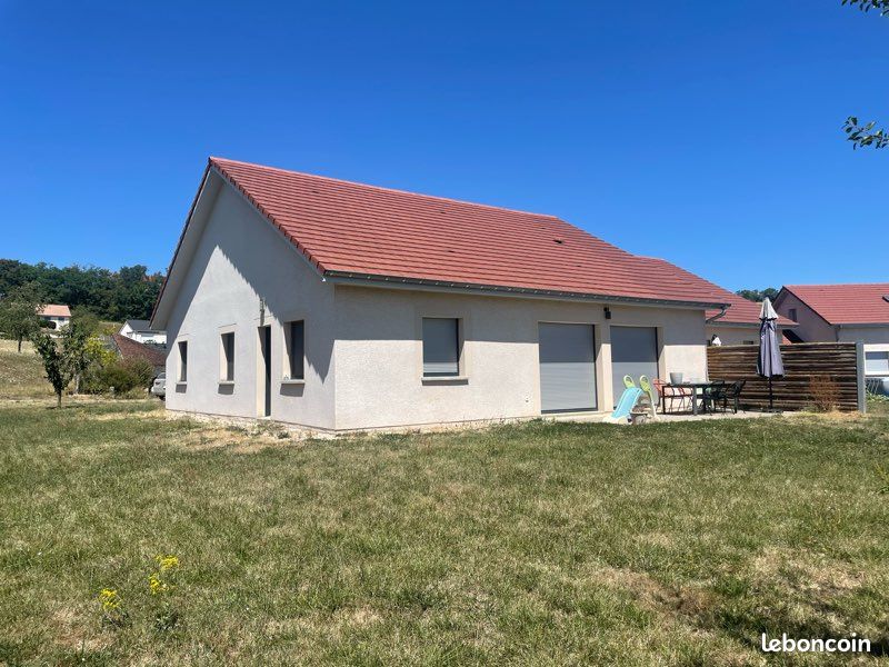 Maison 3 pièces 104 m² · à Recologne-lès-Rioz · 104 m² · 750 €
