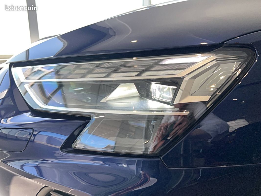 AUDI A3 Berline 35 TFSI Mild Hybrid 150 S tronic 7 S line (image 22)
