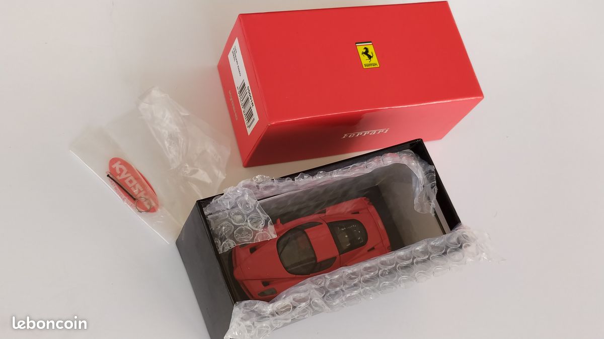 Rare Miniature 1/43 Kyosho Ferrari 512 Bb Ref 05011Rs Ouvrants