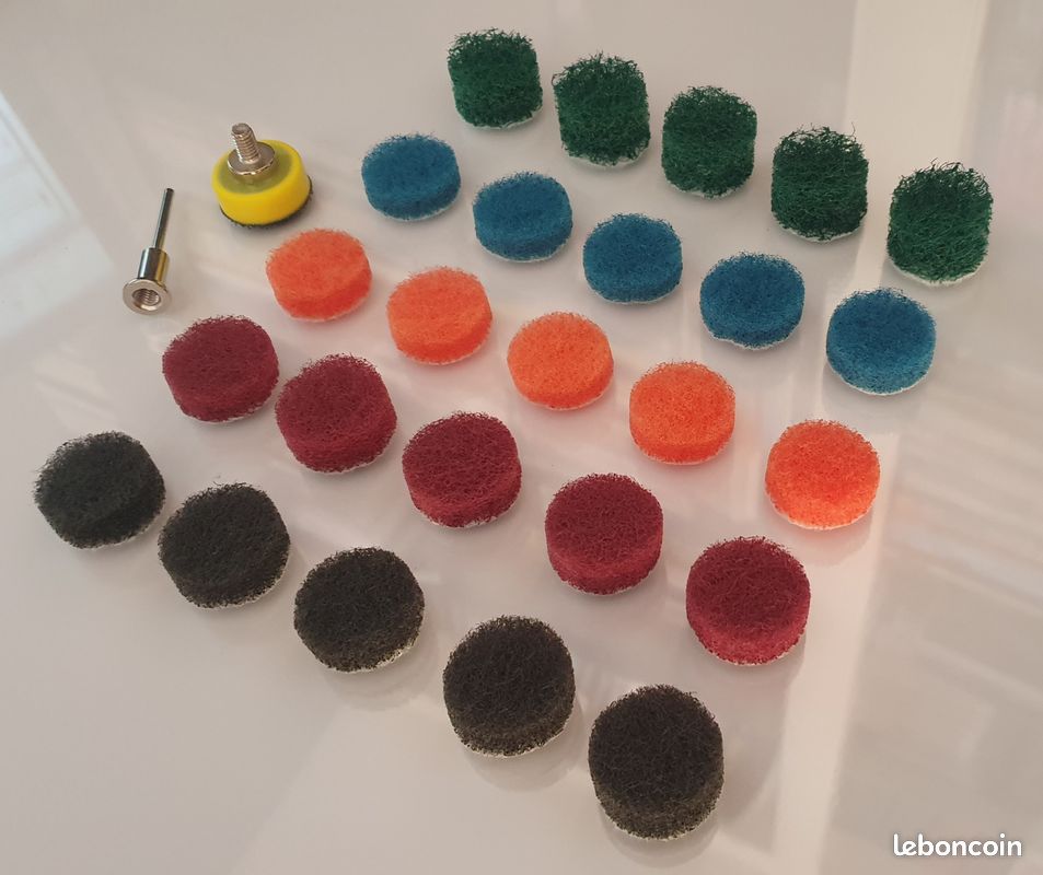Kit de récurage 25 éponges abrasives rotatives pour mini perceuse type Dremel (image 1)