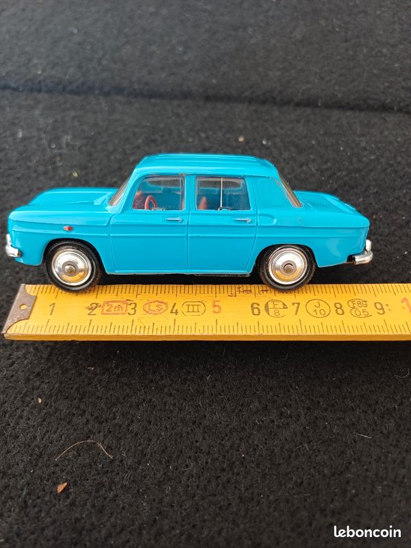 NOREV - 117 - Tracteur Renault 86 R86 - Bleu Canard - En