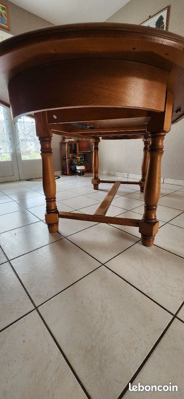 Table (image 2)