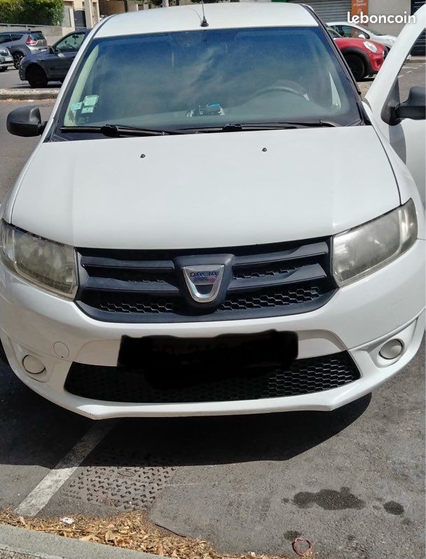 Dacia sandero II 1.2 i 16v 75ch (image 1)