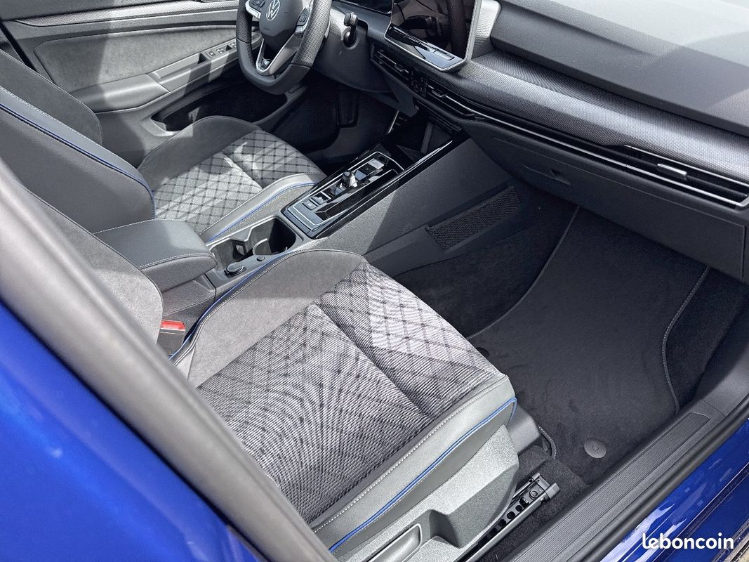 VOLKSWAGEN Golf 1.5 eTSI EVO2 150 DSG7 R-Line Edition (image 18)