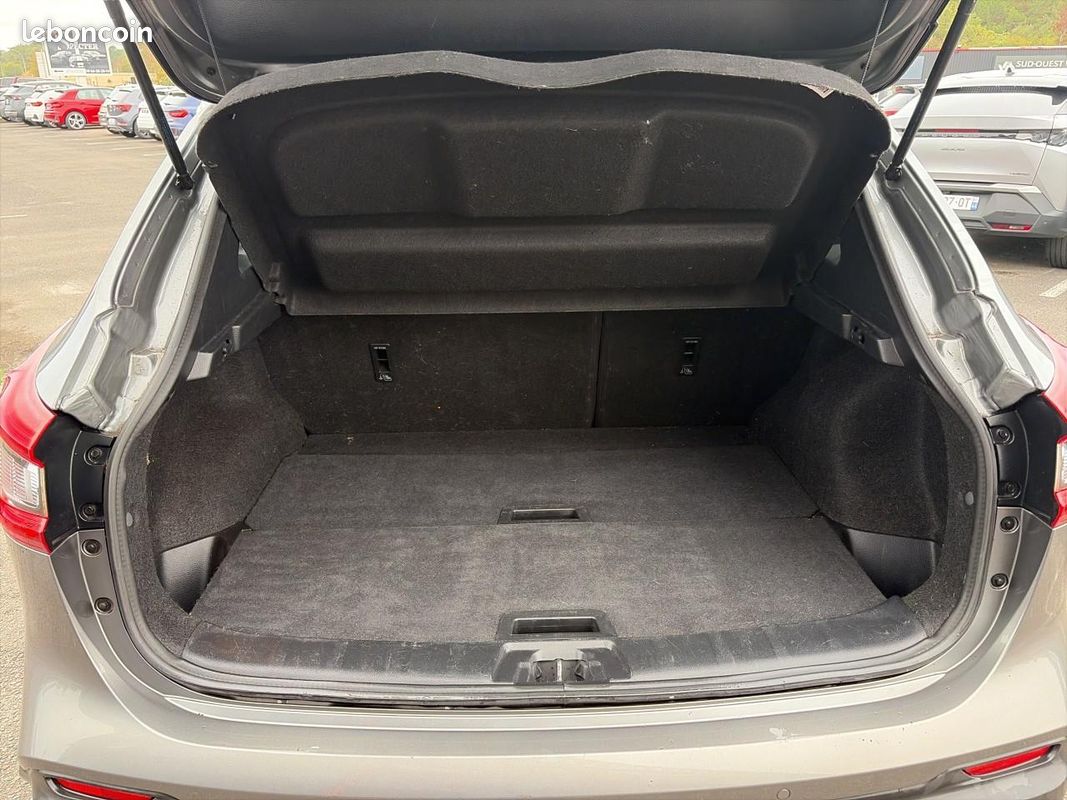 NISSAN QASHQAI 1.2 dig-t 115 tekna xtronic (image 9)