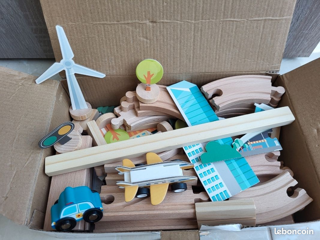 Jeu circuit en bois (image 3)