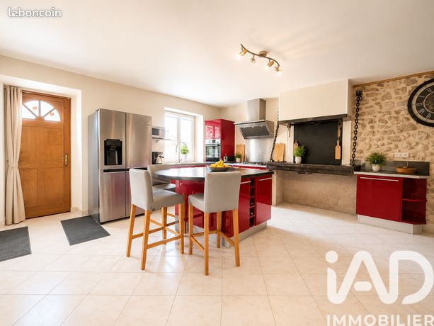 Maison 7 pièces 170 m²