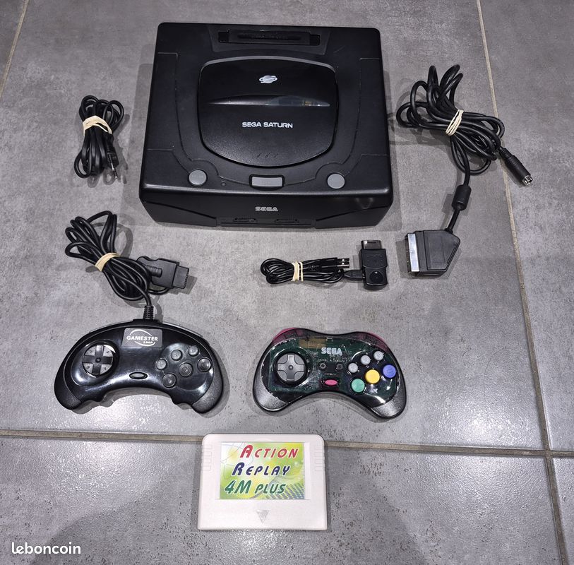 TUTORIAL cómo Flashear el Action Replay de la Sega Saturn | RetroplayingBCN