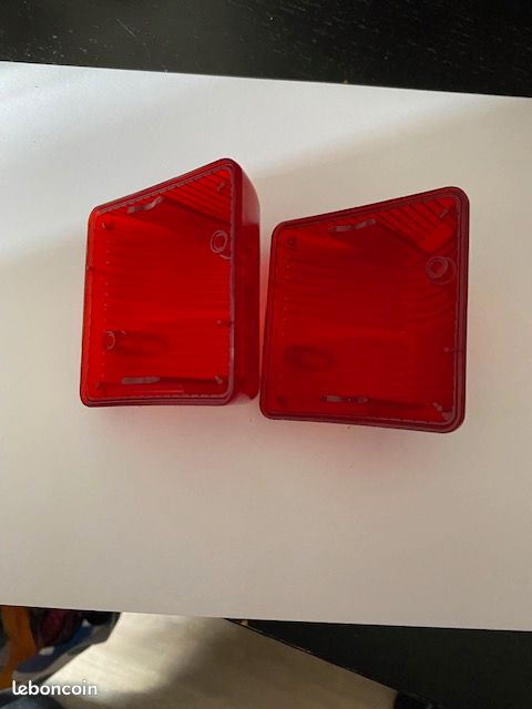 2 Diffuseurs de signalisation rouge LEGRAND 91668 (image 2)
