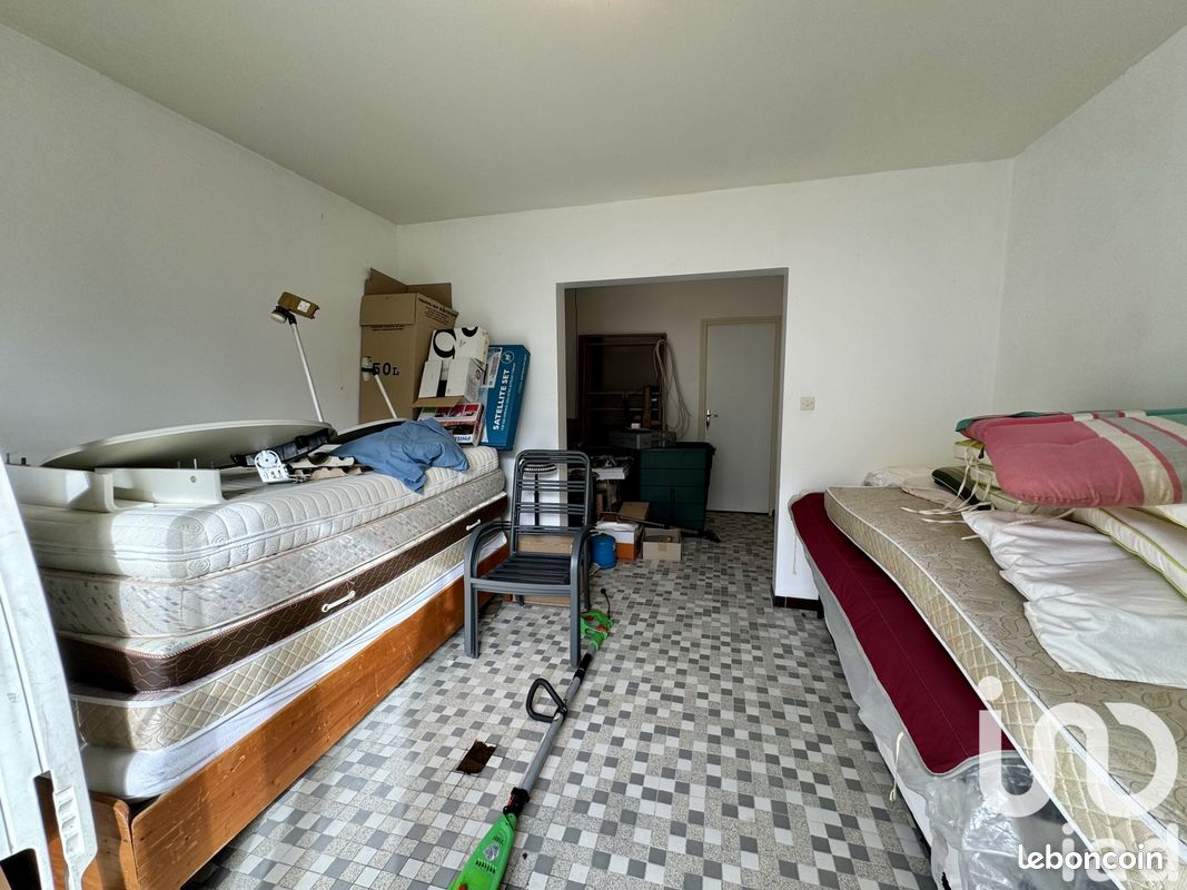 Maison 7 pièces 180 m² - Étriac 16250 (image principale 10)