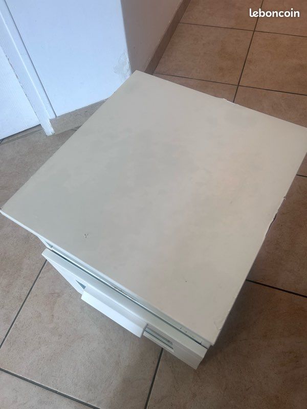 Table de chevet (image 2)