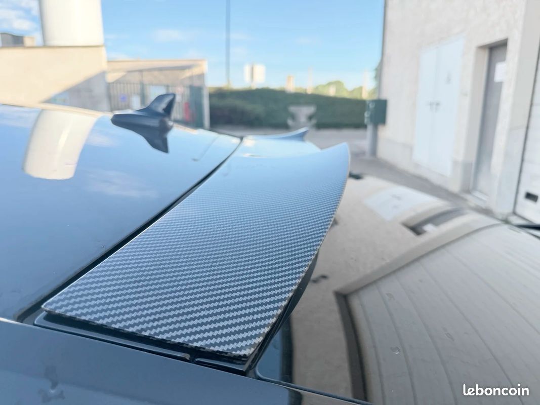 AUDI A7 Sportback 55 TFSIe 367ch Stronic BVA7 Quattro Competition / VOLANT CARBON LED & PACK CARBON / CIEL ETOILÉ (image 44)